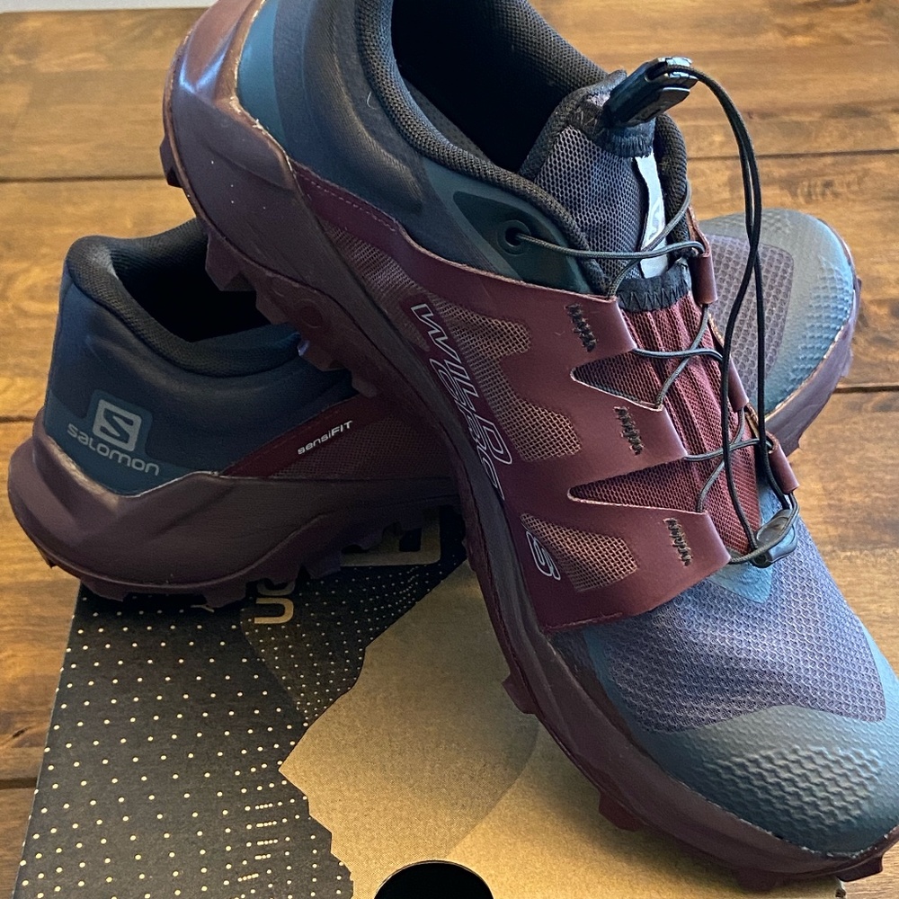 Salomon Wild Cross Women's Size 9 (Color: India Ink / Wine Tasting / Black)